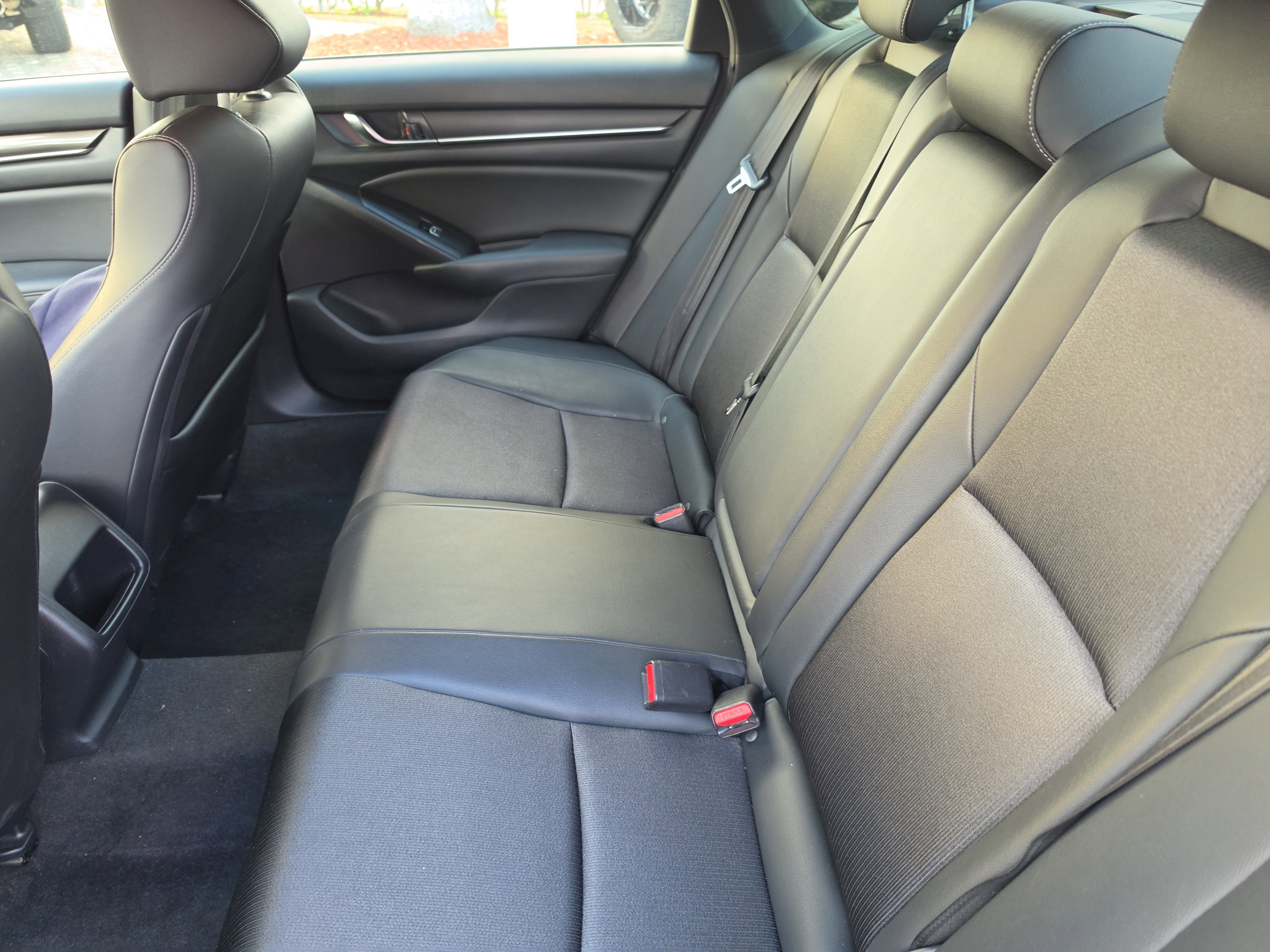 Used 2020 Honda Accord Sport image 13