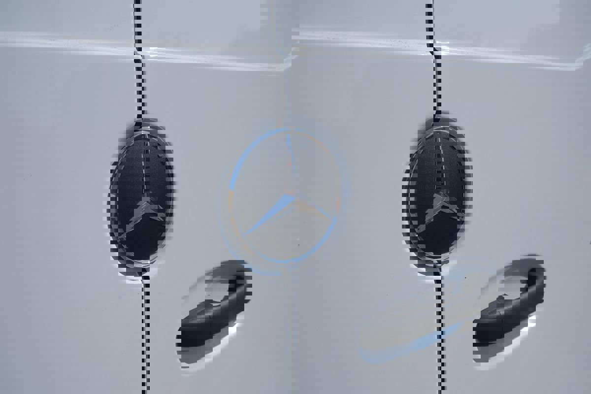 Used 2025 Mercedes-Benz Sprinter 2500 image 33