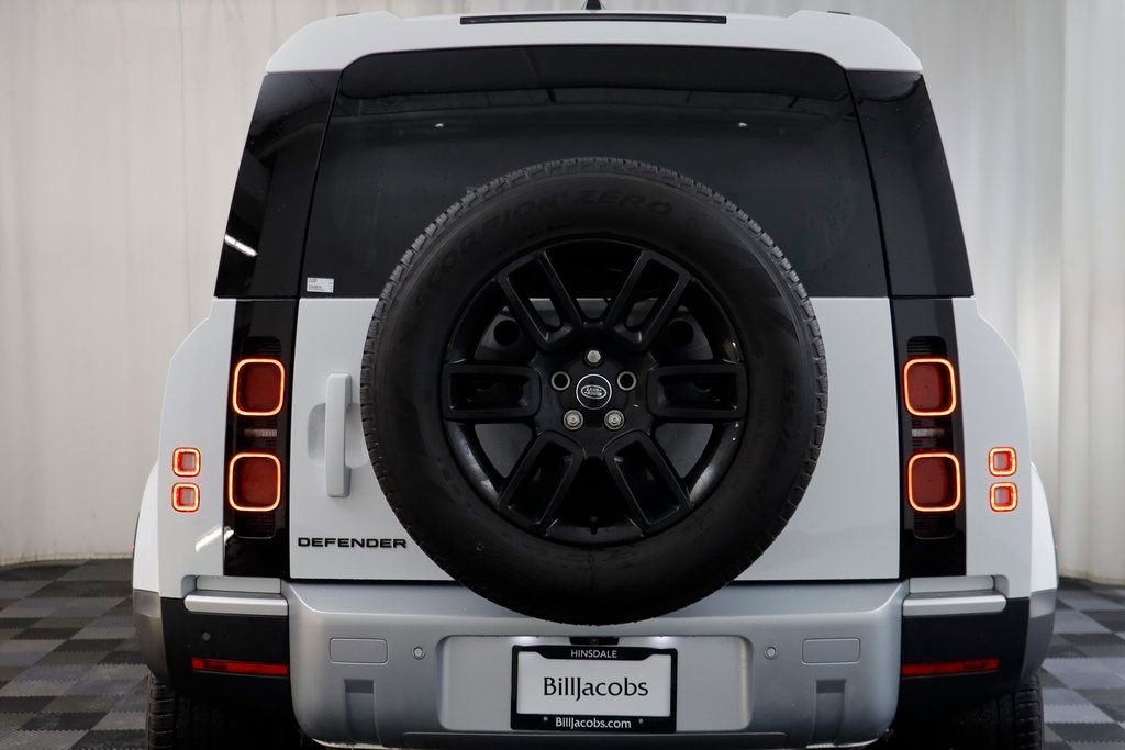 Used 2025 Land Rover Defender 110 S AWD/4WD image 17