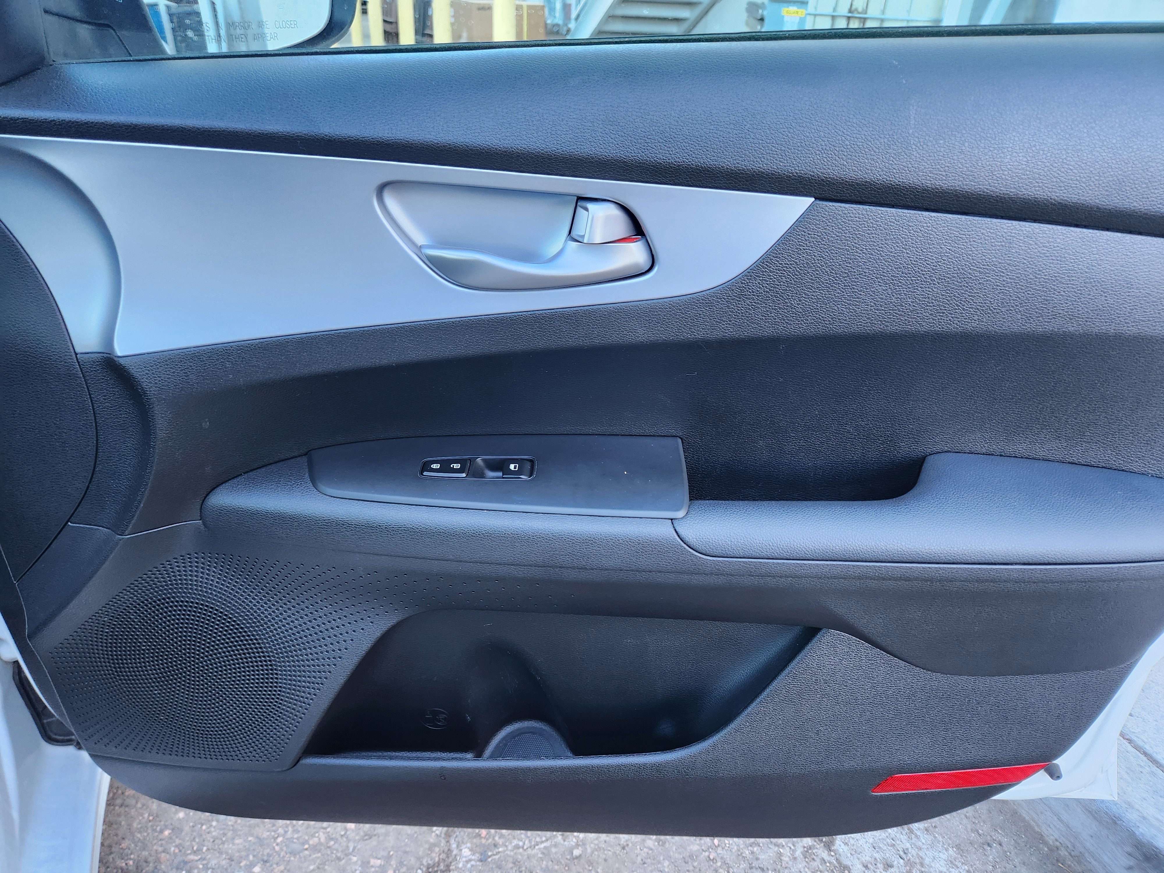 Used 2023 Kia Forte LXS w/ LXS Technology Package image 14