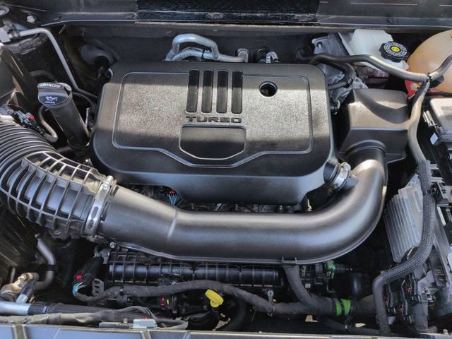 Used 2023 GMC Acadia SLT image 31