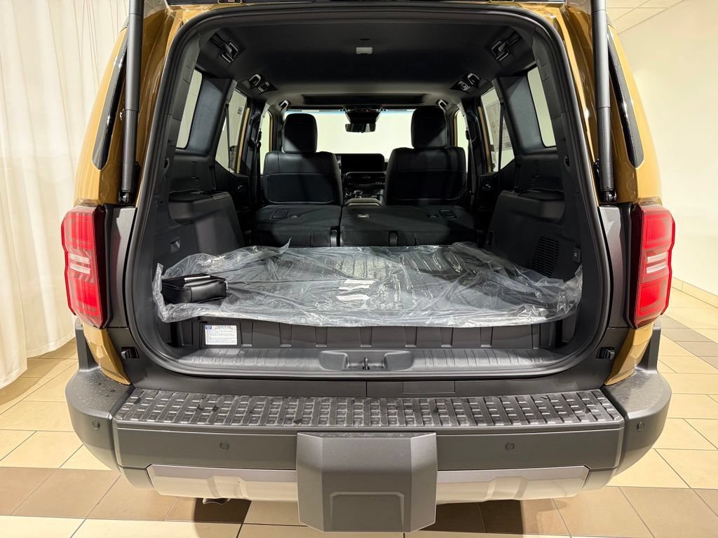 New 2027 Toyota Land Cruiser AWD/4WD image 12