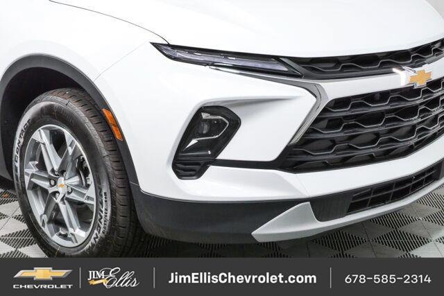 New 2026 Chevrolet Blazer LT w/ Convenience Package FWD image 34