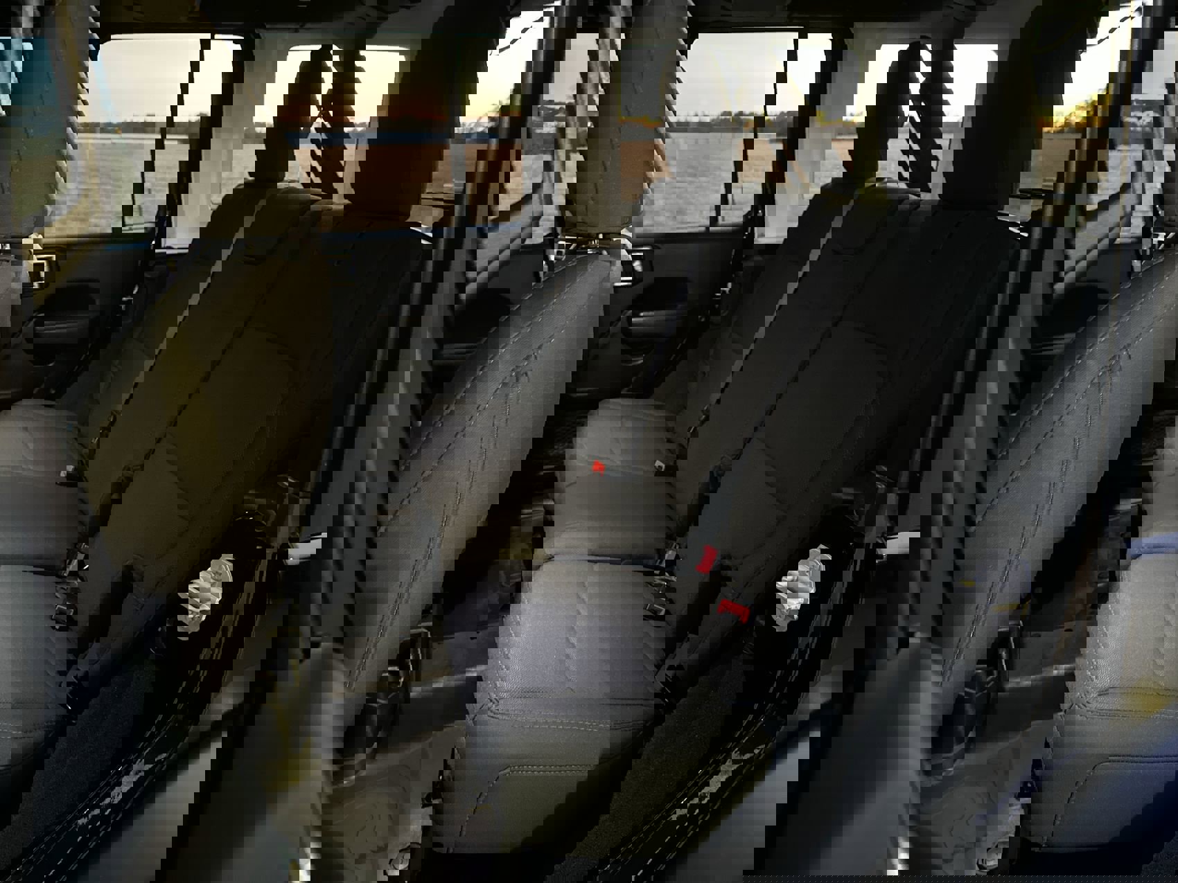 Used 2022 Jeep Wrangler Unlimited Sport image 21