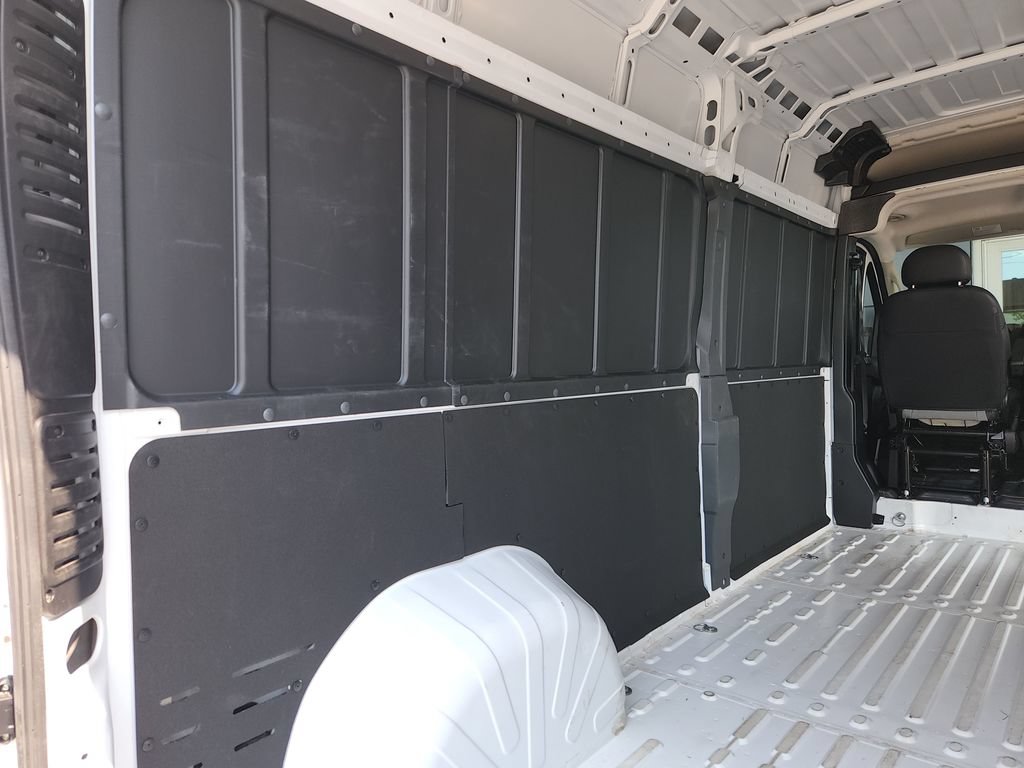Used 2026 RAM ProMaster 2500 w/ Convenience Group FWD image 14