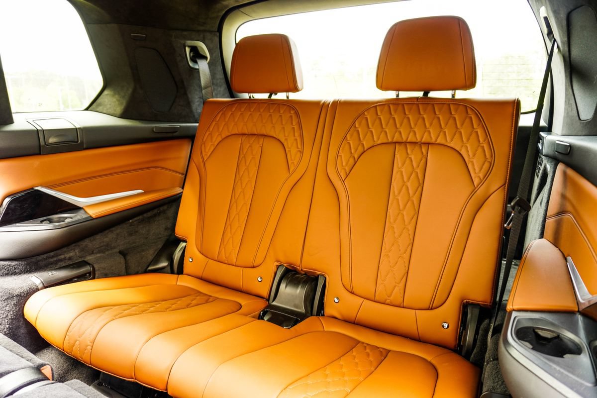 Used 2024 BMW X7 M60i w/ Executive Package AWD/4WD image 39