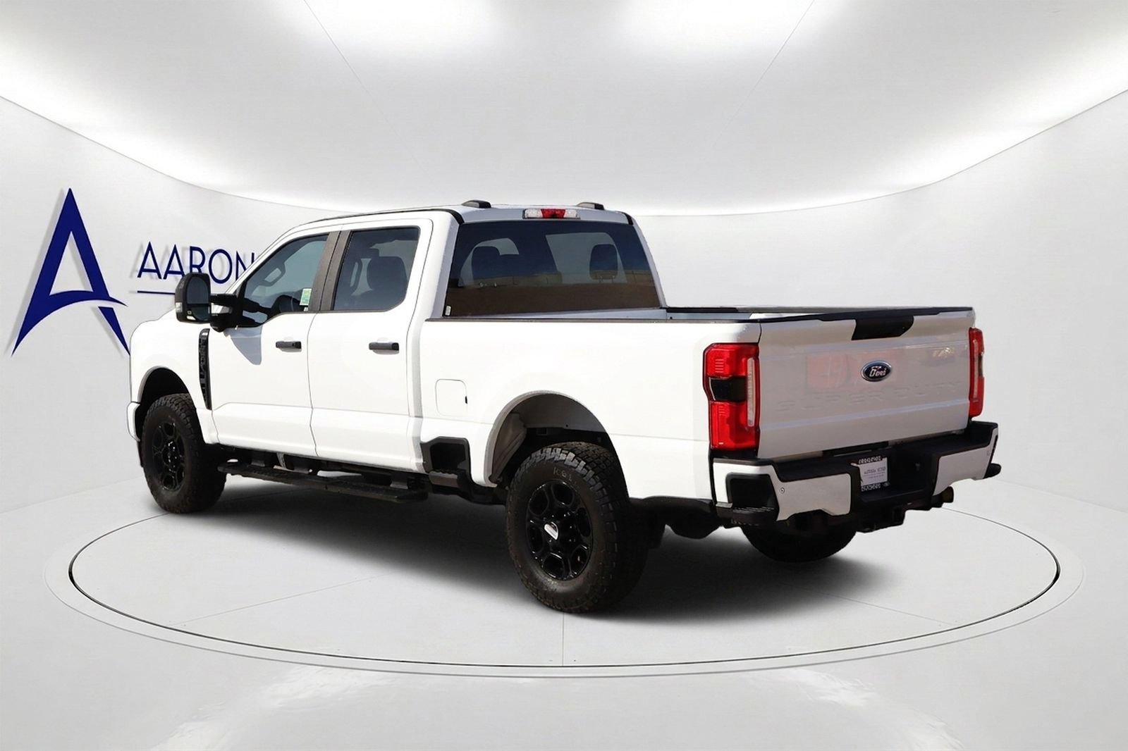 Used 2024 Ford F250 XL w/ STX Appearance Package AWD/4WD image 7