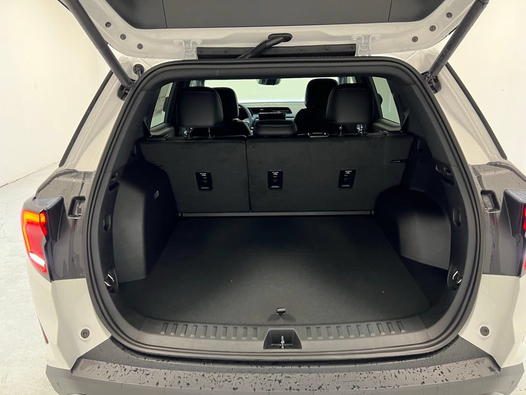 New 2026 GMC Terrain Elevation w/ Elevation Premium Package AWD/4WD image 30
