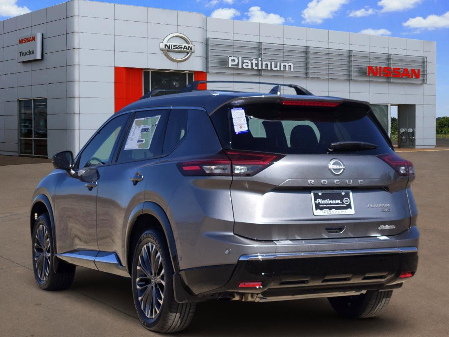 New 2026 Nissan Rogue Platinum image 4