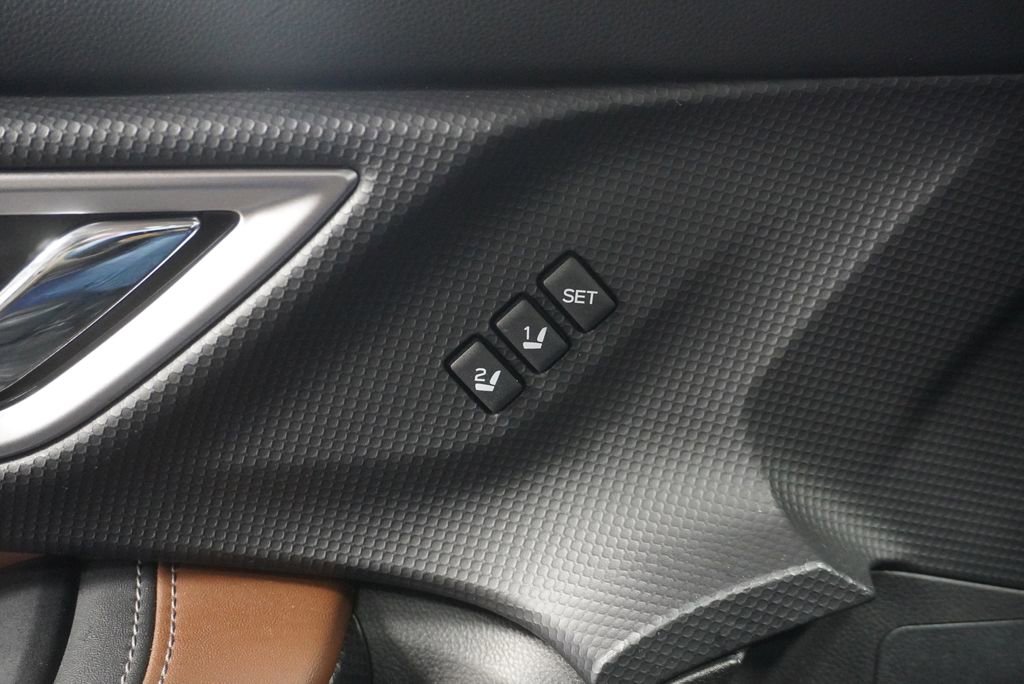 Used 2023 Subaru Forester Touring w/ Popular Package #2 image 32