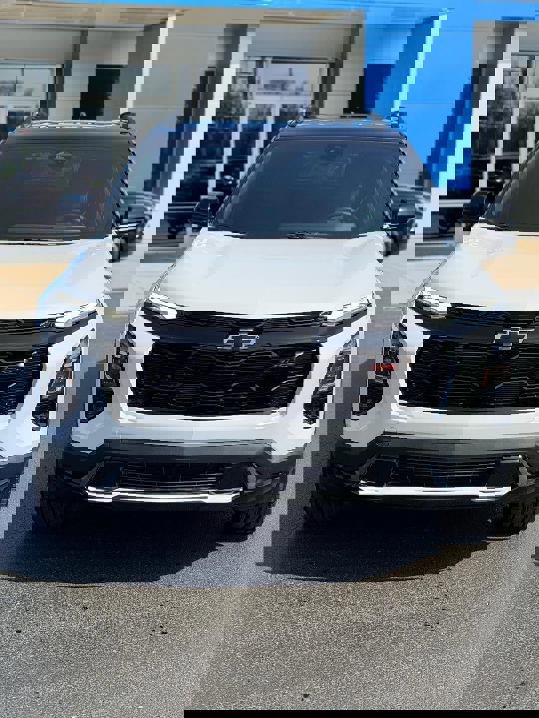 New 2026 Chevrolet Equinox RS image 2