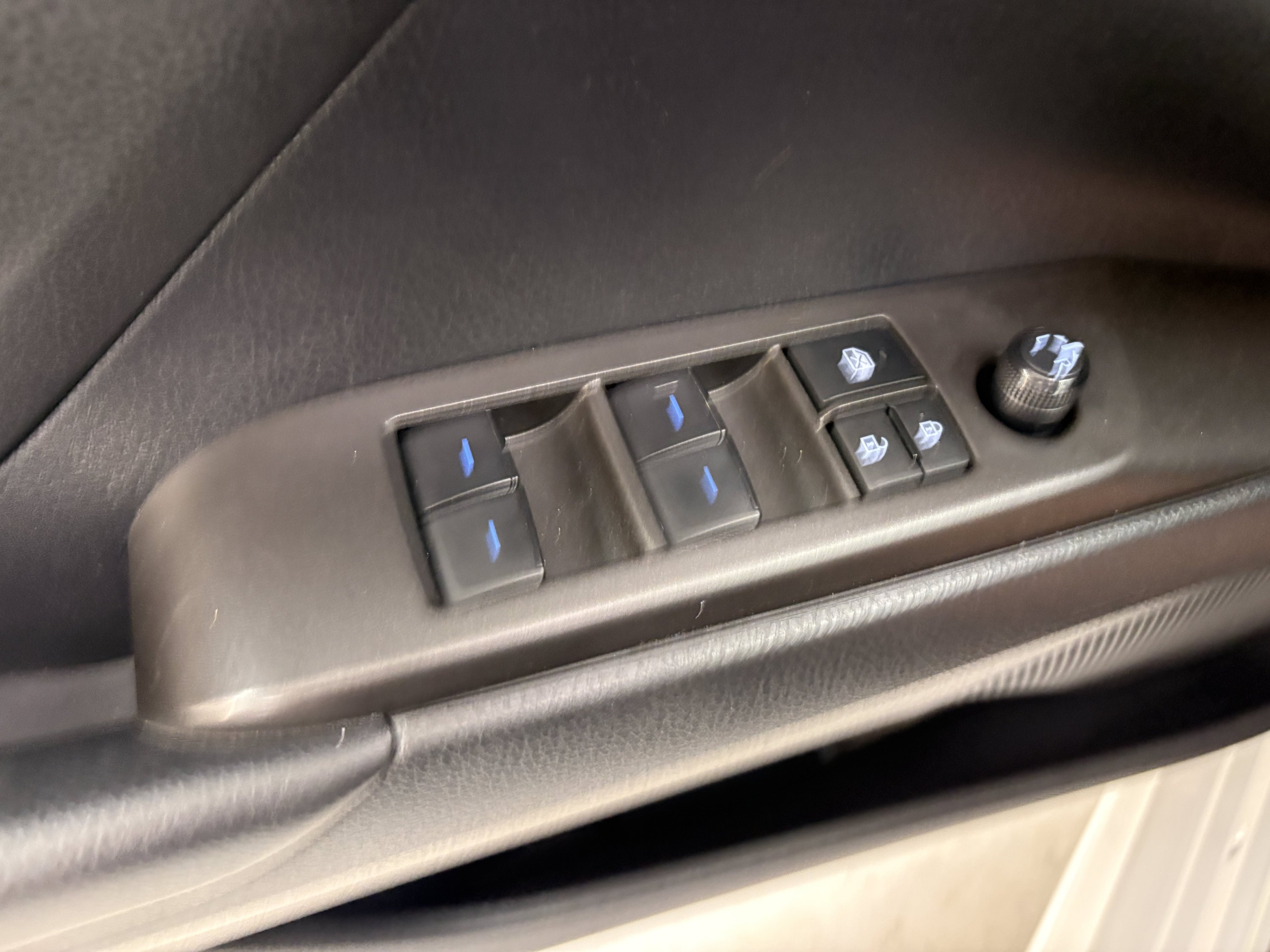 Used 2023 Toyota Camry SE FWD image 22