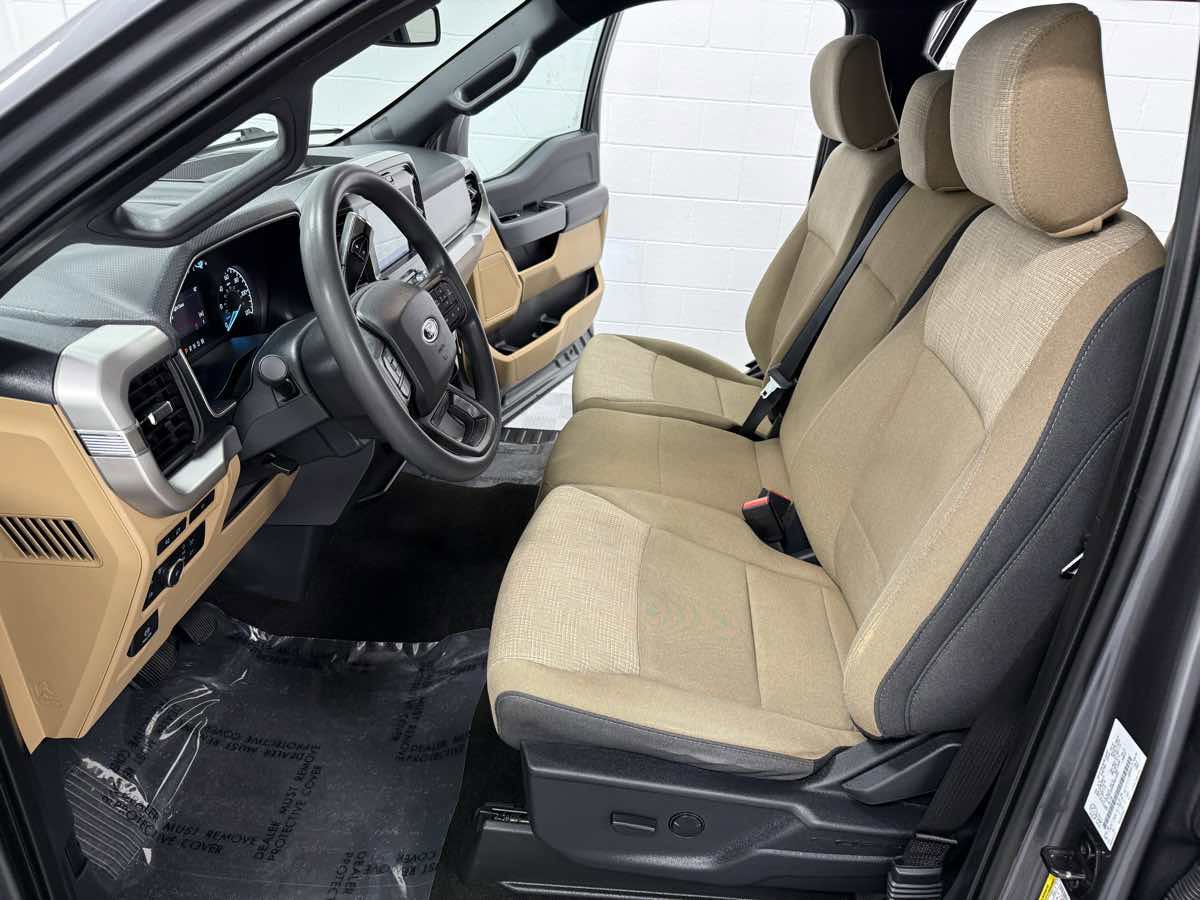 Used 2022 Ford F150 XLT image 11