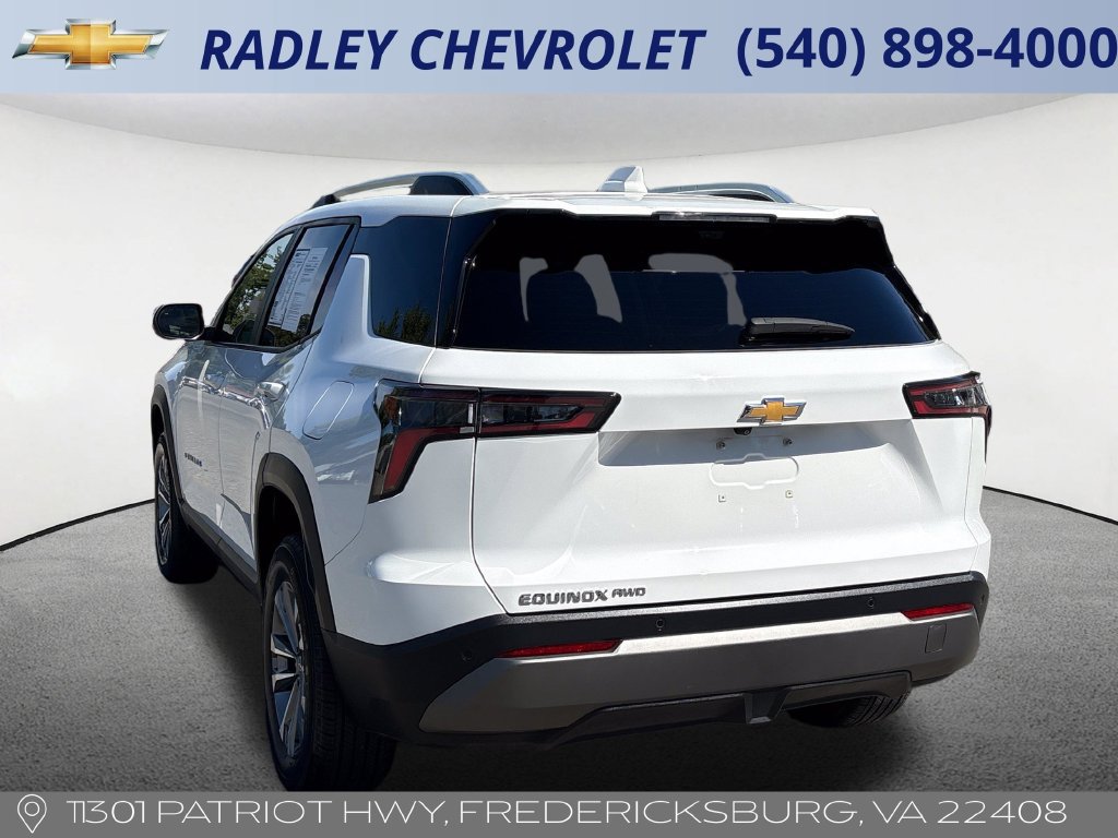 Used 2025 Chevrolet Equinox LT w/ Convenience Package II AWD/4WD image 17
