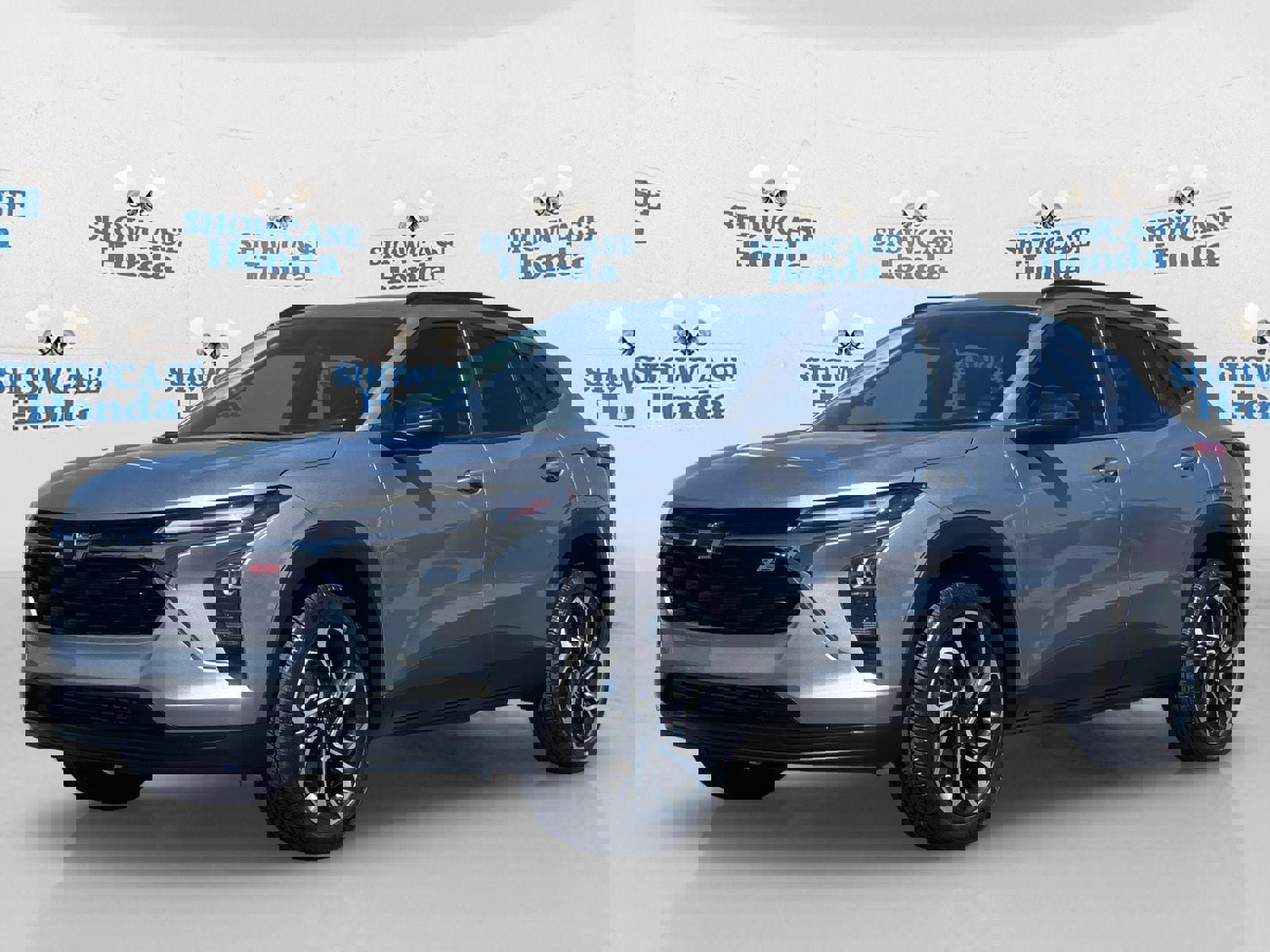 Used 2025 Chevrolet Trax RS w/ Driver Confidence Package image 2