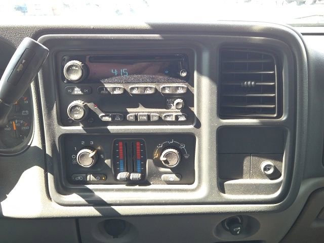 Used 2006 Chevrolet Tahoe LS w/ Smart Select Package RWD image 28