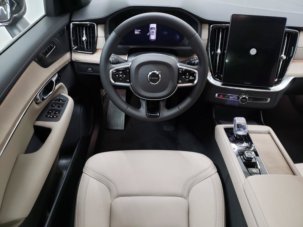 New 2026 Volvo XC90 B6 Plus w/ Protection Package Premier AWD/4WD image 10