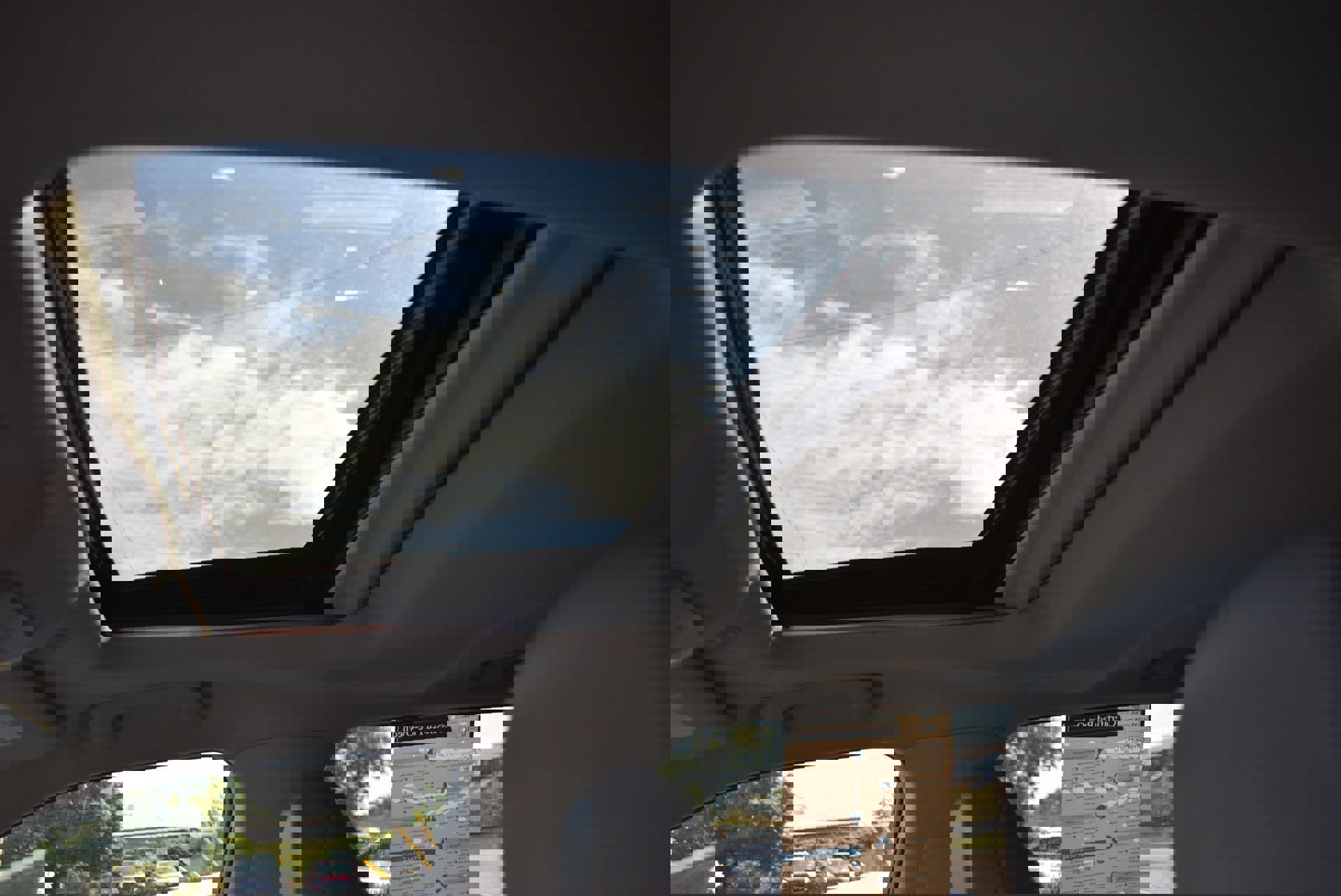 Used 2023 Toyota Highlander XLE image 18