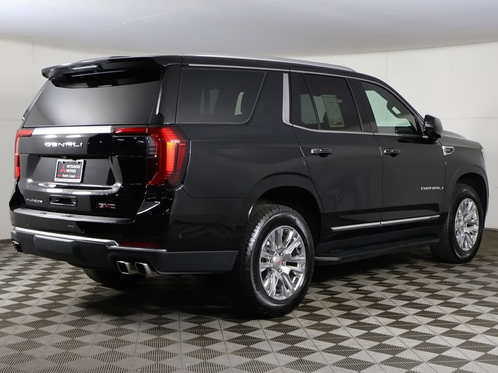 Used 2025 GMC Yukon Denali AWD/4WD image 16