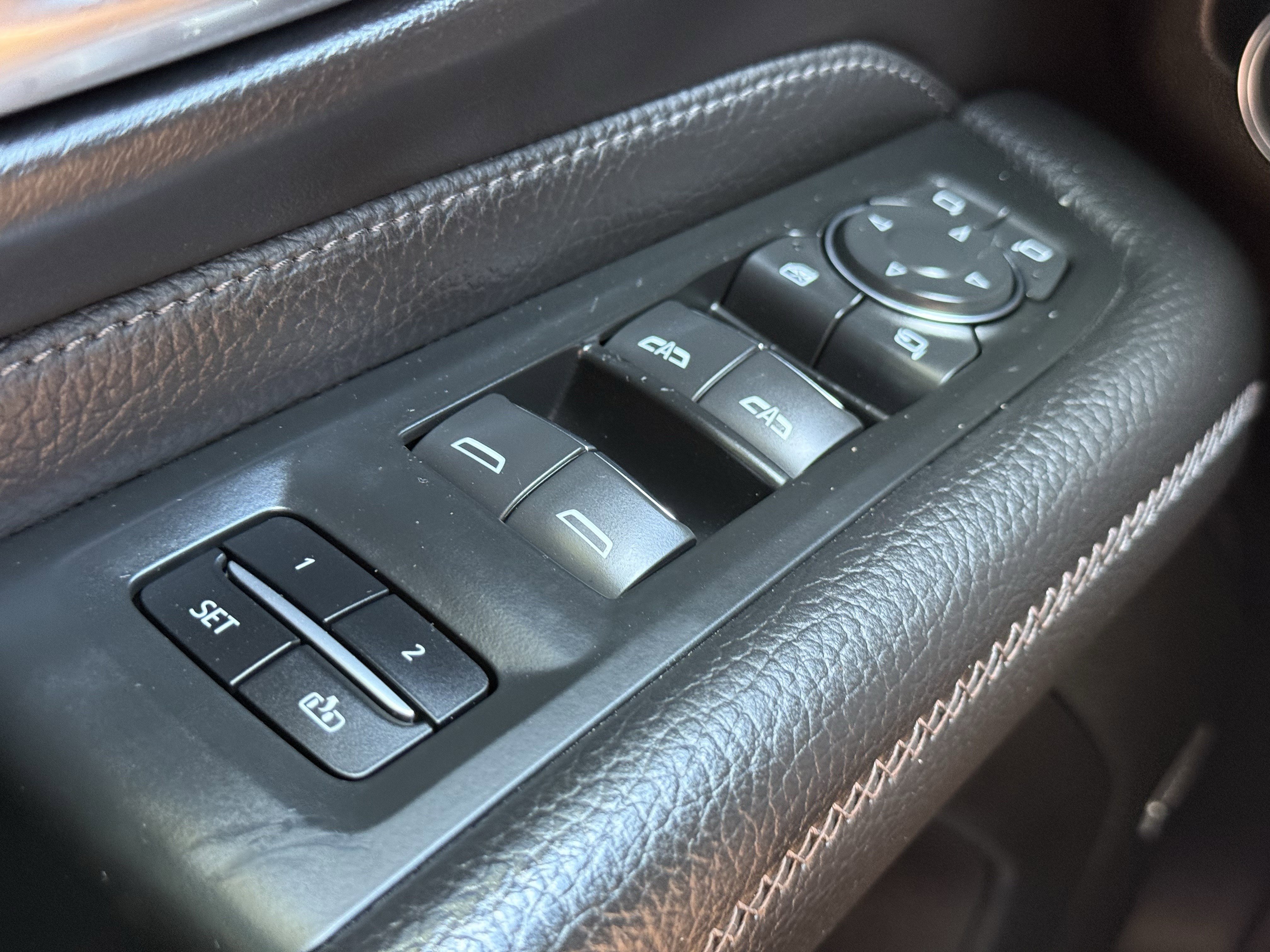 Used 2021 GMC Yukon Denali image 25