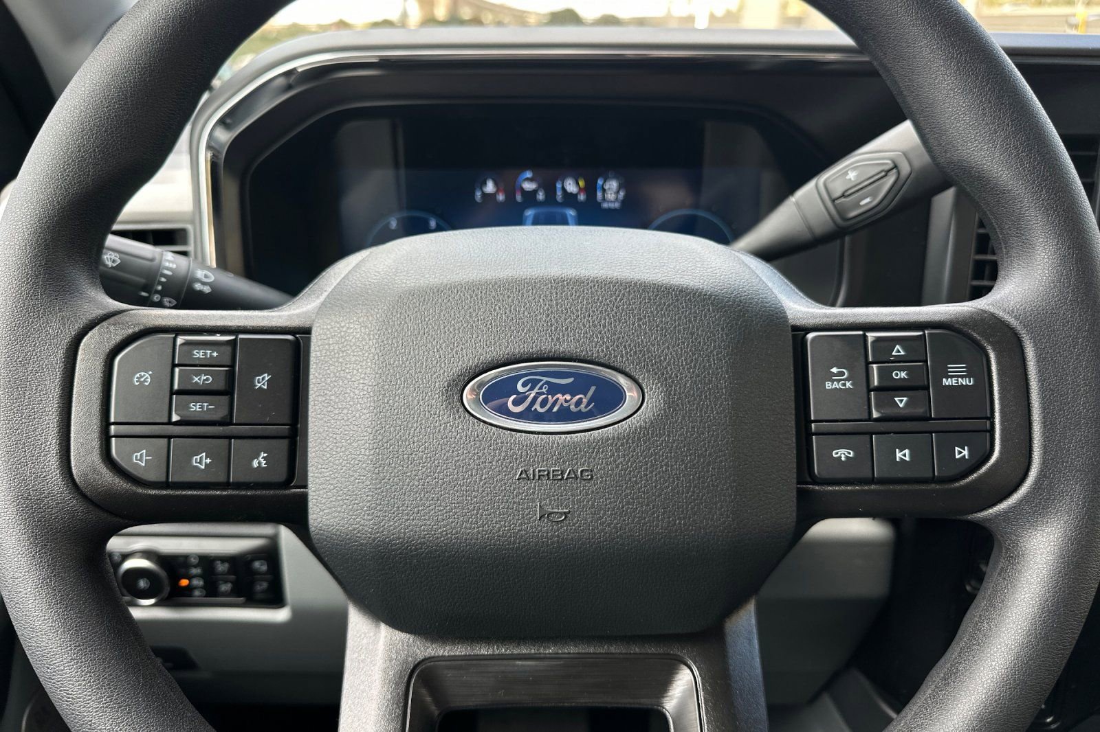 New 2026 Ford F250 XLT w/ XLT Premium Package AWD/4WD image 22