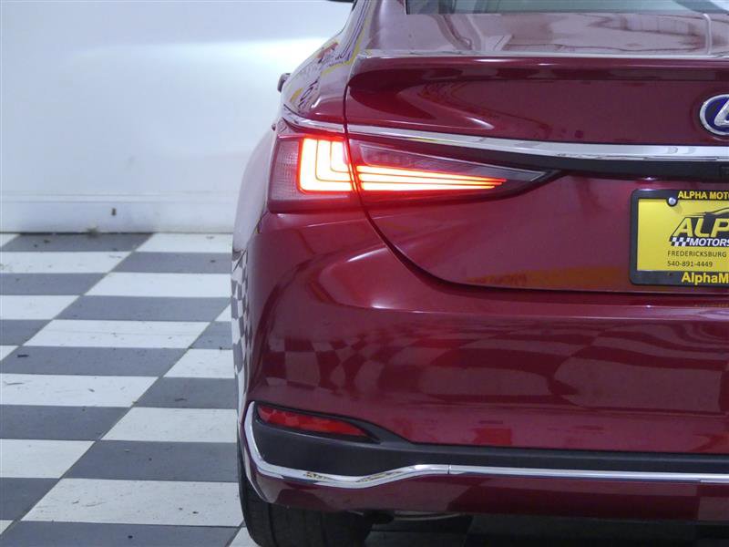 Used 2022 Lexus ES 300h w/ Premium Package image 29