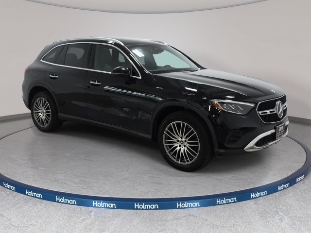 Used 2024 Mercedes-Benz GLC 300 4MATIC image 4