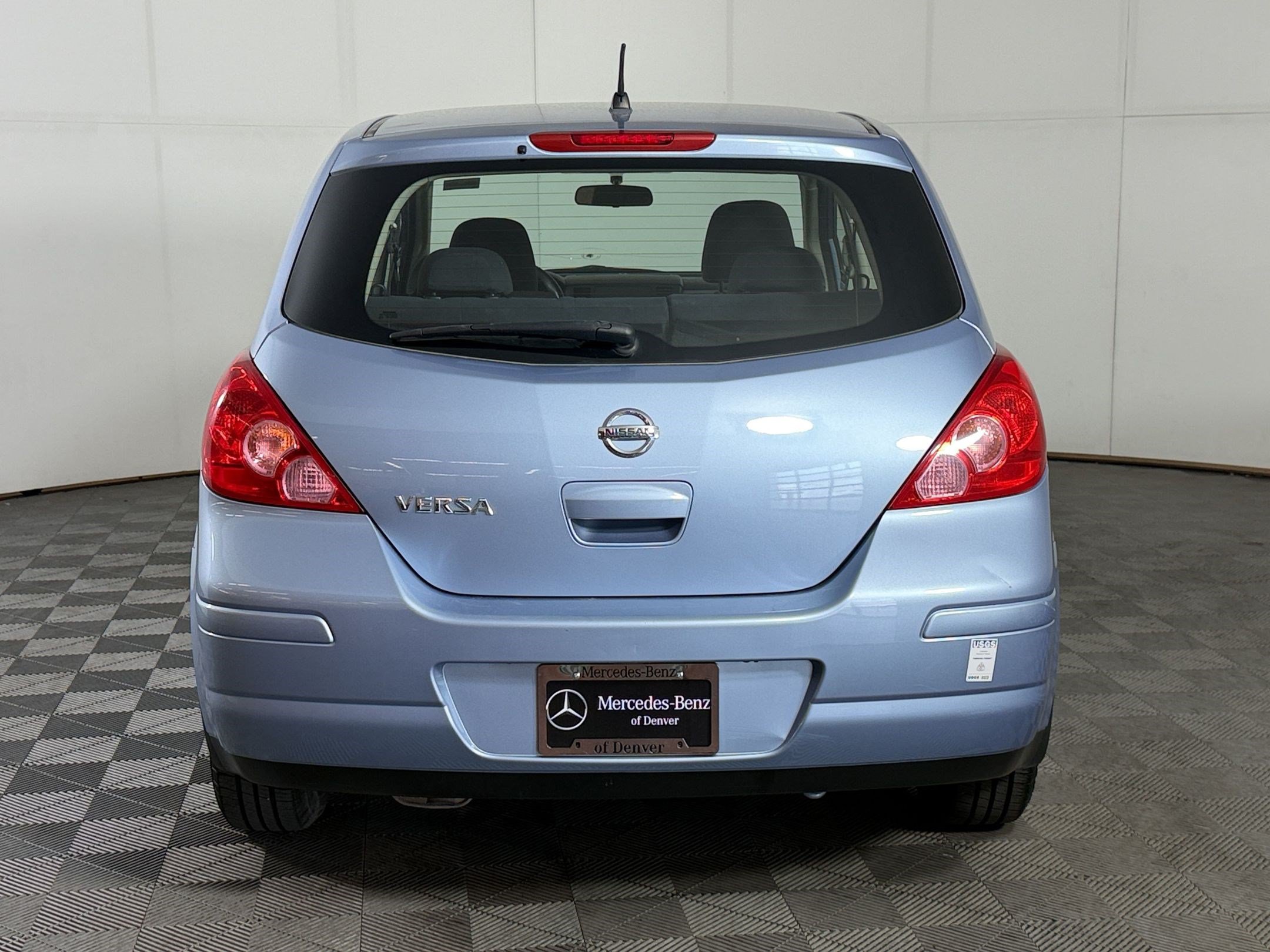 Used 2009 Nissan Versa 1.8 S w/ ABS Pkg FWD image 10