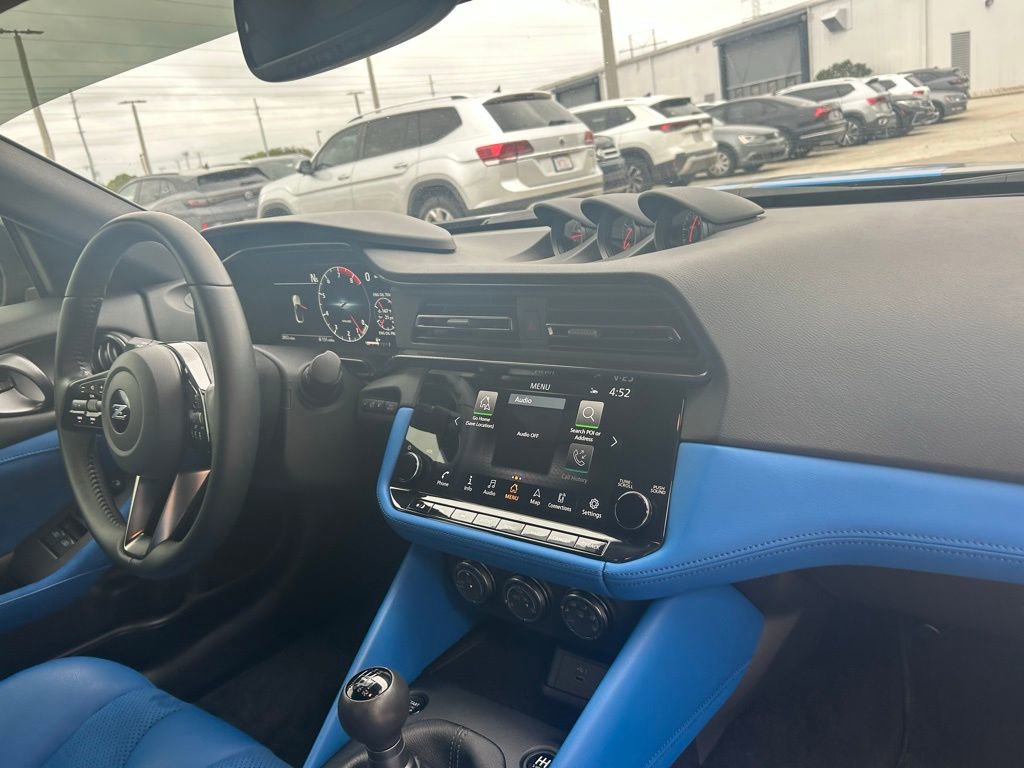 Used 2024 Nissan Z Performance w/ Floor Mat Package image 32