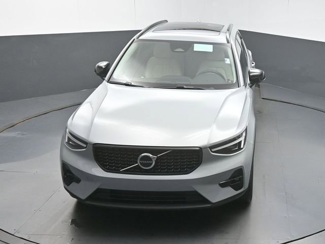 New 2026 Volvo XC40 B5 Ultra w/ Protection Package Premier image 41