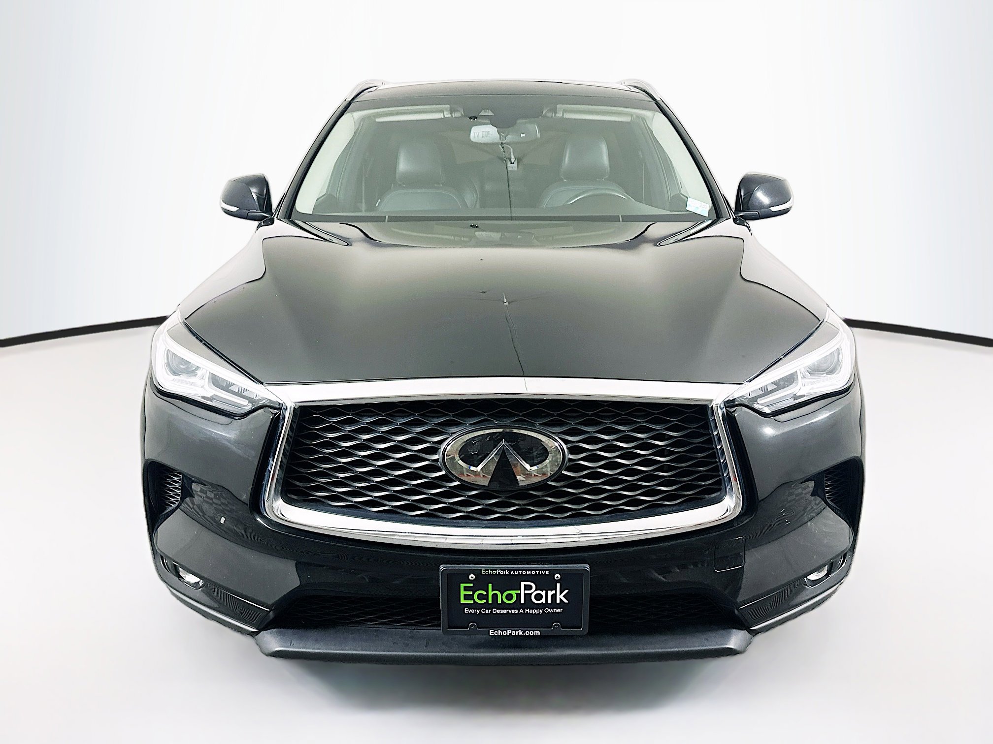 Used 2021 INFINITI QX50 Luxe w/ Cargo Package FWD image 2