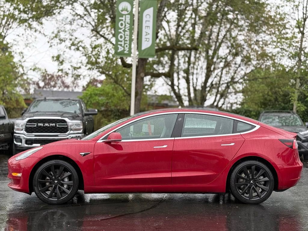 Used 2018 Tesla Model 3 Long Range AWD/4WD image 2