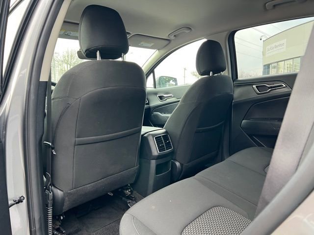 Certified 2024 Kia Sportage LX image 9