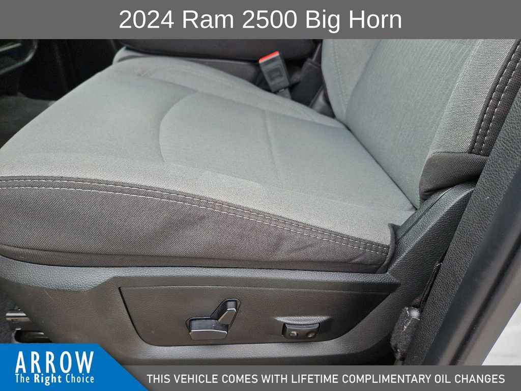 Used 2024 RAM 2500 Big Horn AWD/4WD image 23