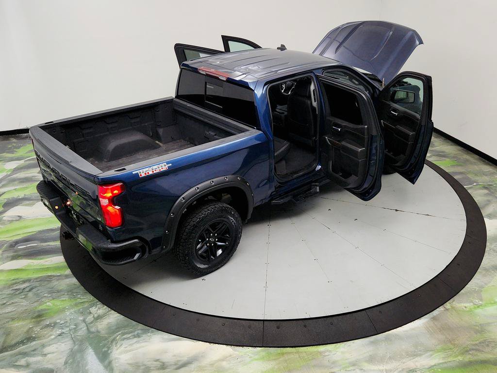 Used 2021 Chevrolet Silverado 1500 LT Trail Boss w/ Convenience Package II AWD/4WD image 40