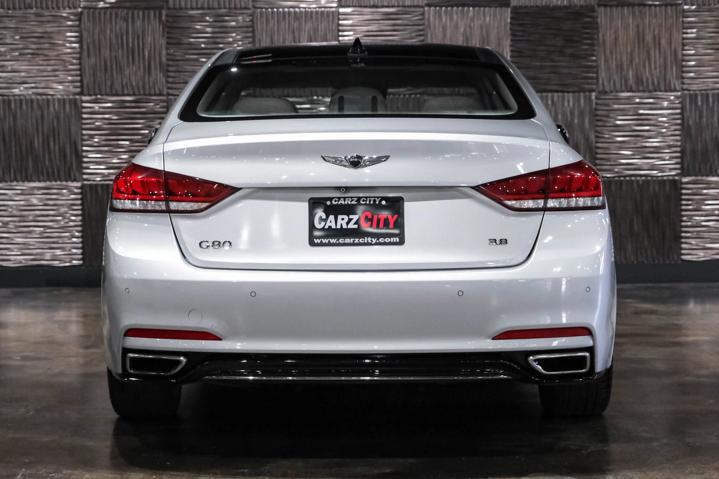 Used 2018 Genesis G80 3.8 w/ Option Group 02 RWD image 9