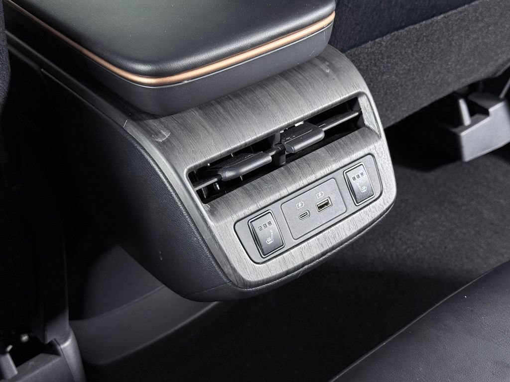 Certified 2024 Nissan Ariya FWD image 30
