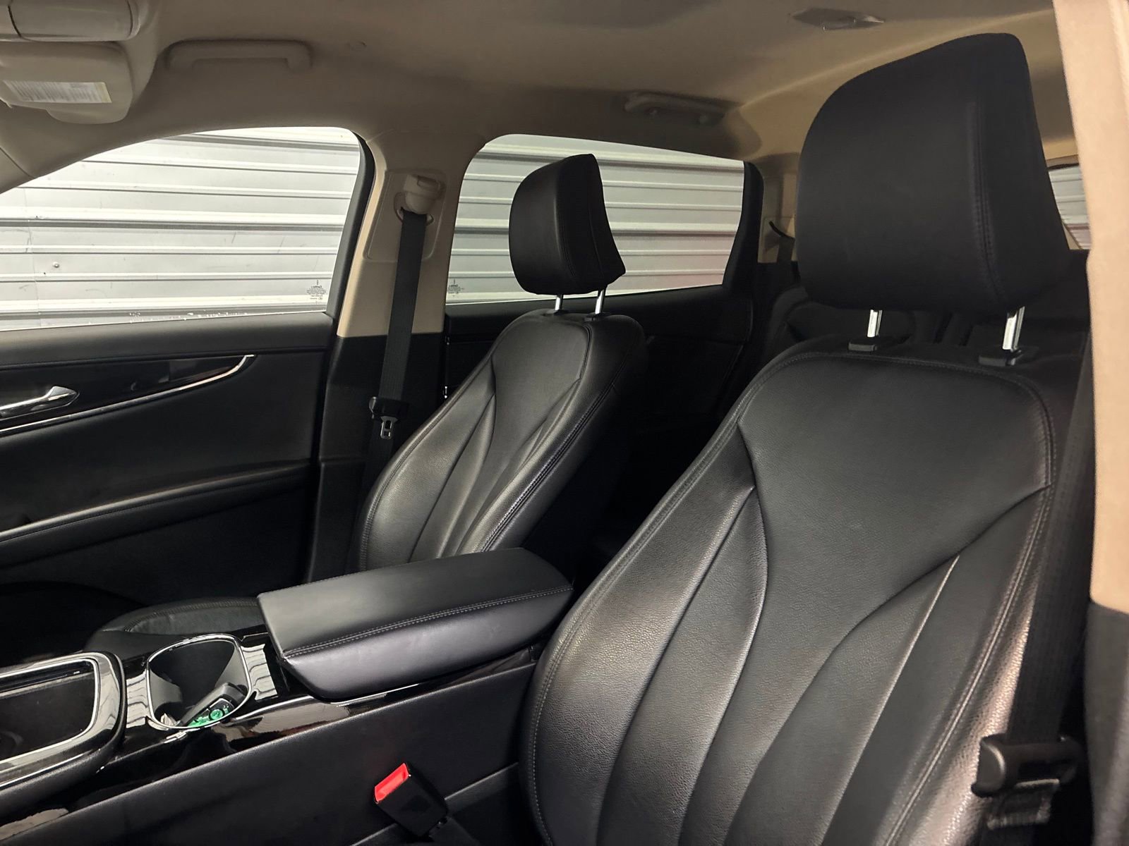 Used 2022 Lincoln Nautilus AWD image 9