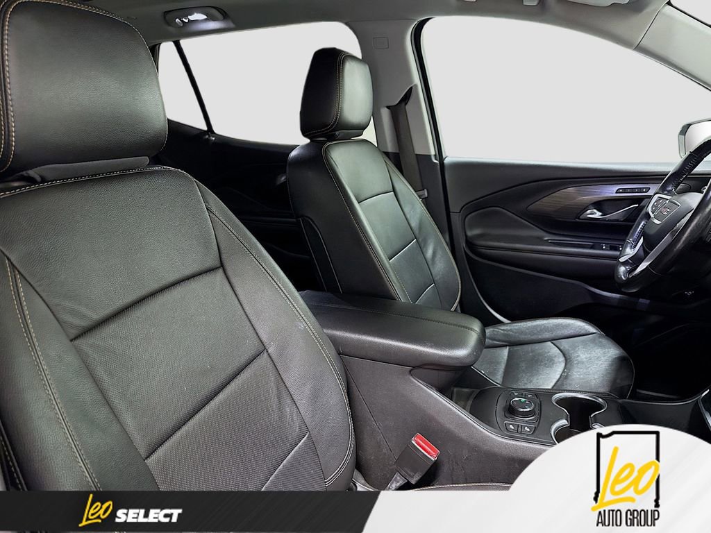 Used 2020 GMC Terrain SLT w/ Preferred Package AWD/4WD image 28