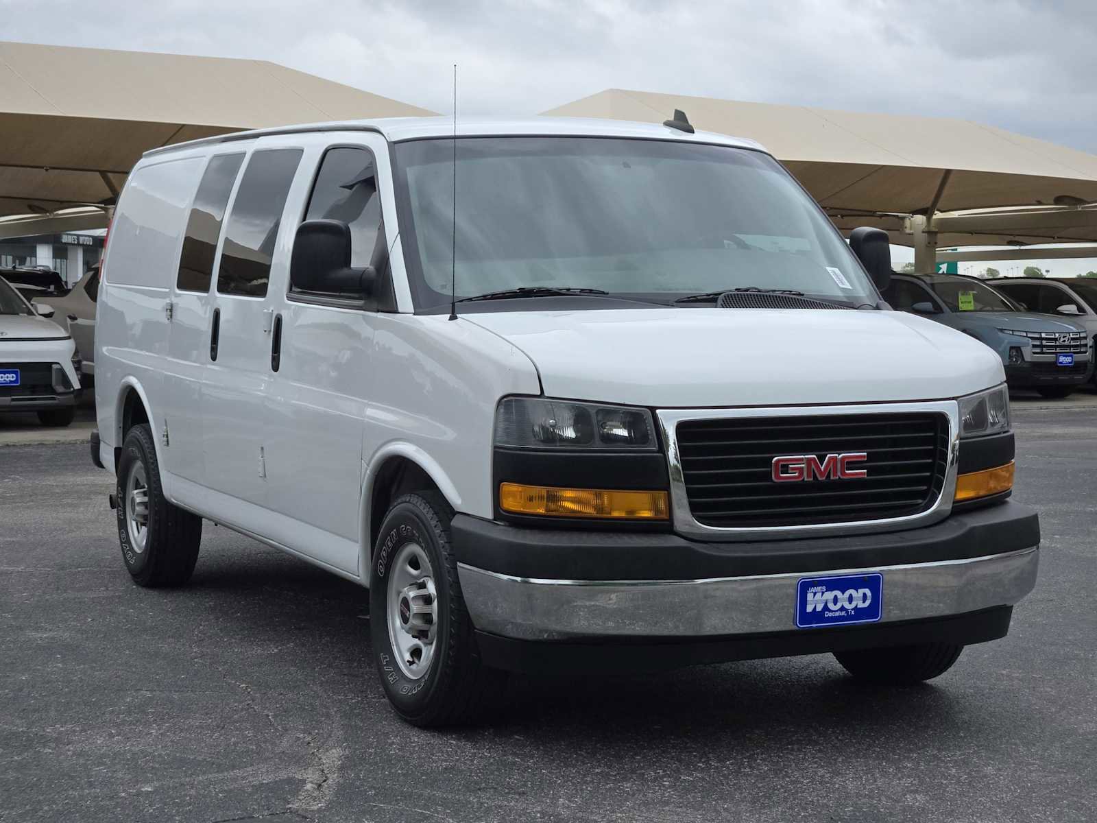 Used 2020 GMC Savana 2500 w/ Driver Convenience Package image 2