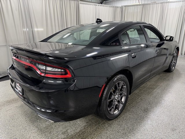 Used 2018 Dodge Charger GT image 4