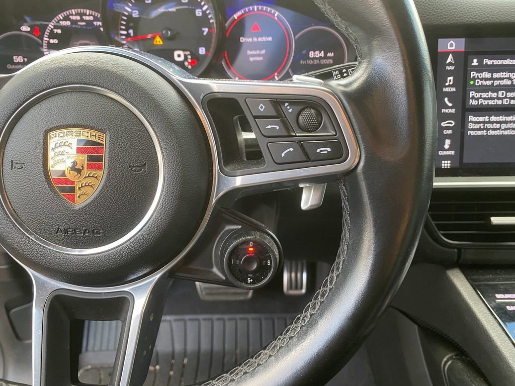 Used 2020 Porsche Cayenne S image 17