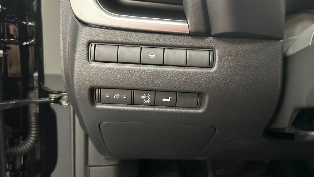 New 2026 Nissan Rogue SV AWD/4WD image 17