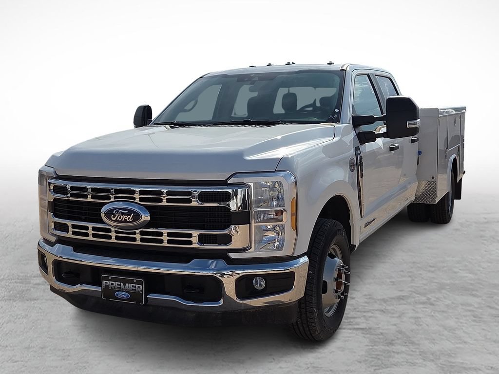 New 2025 Ford F350 XL w/ XL Chrome Package RWD image 4