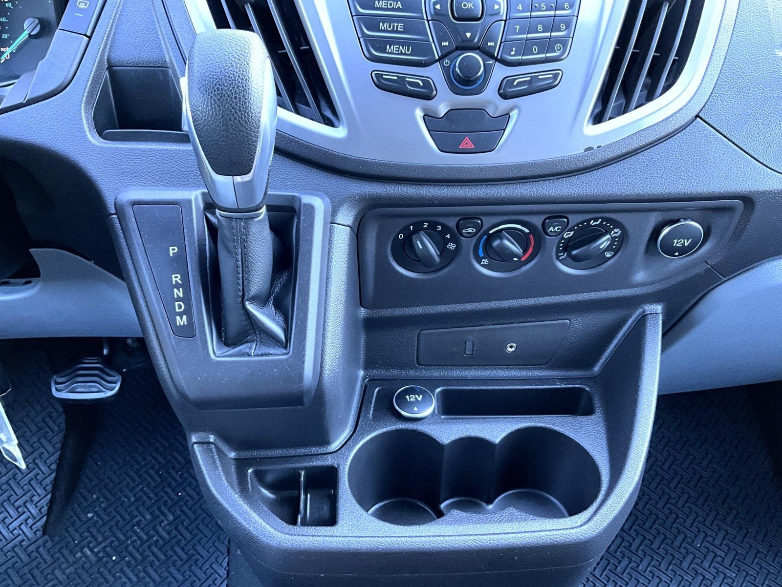 Used 2016 Ford Transit 350 XLT RWD image 14