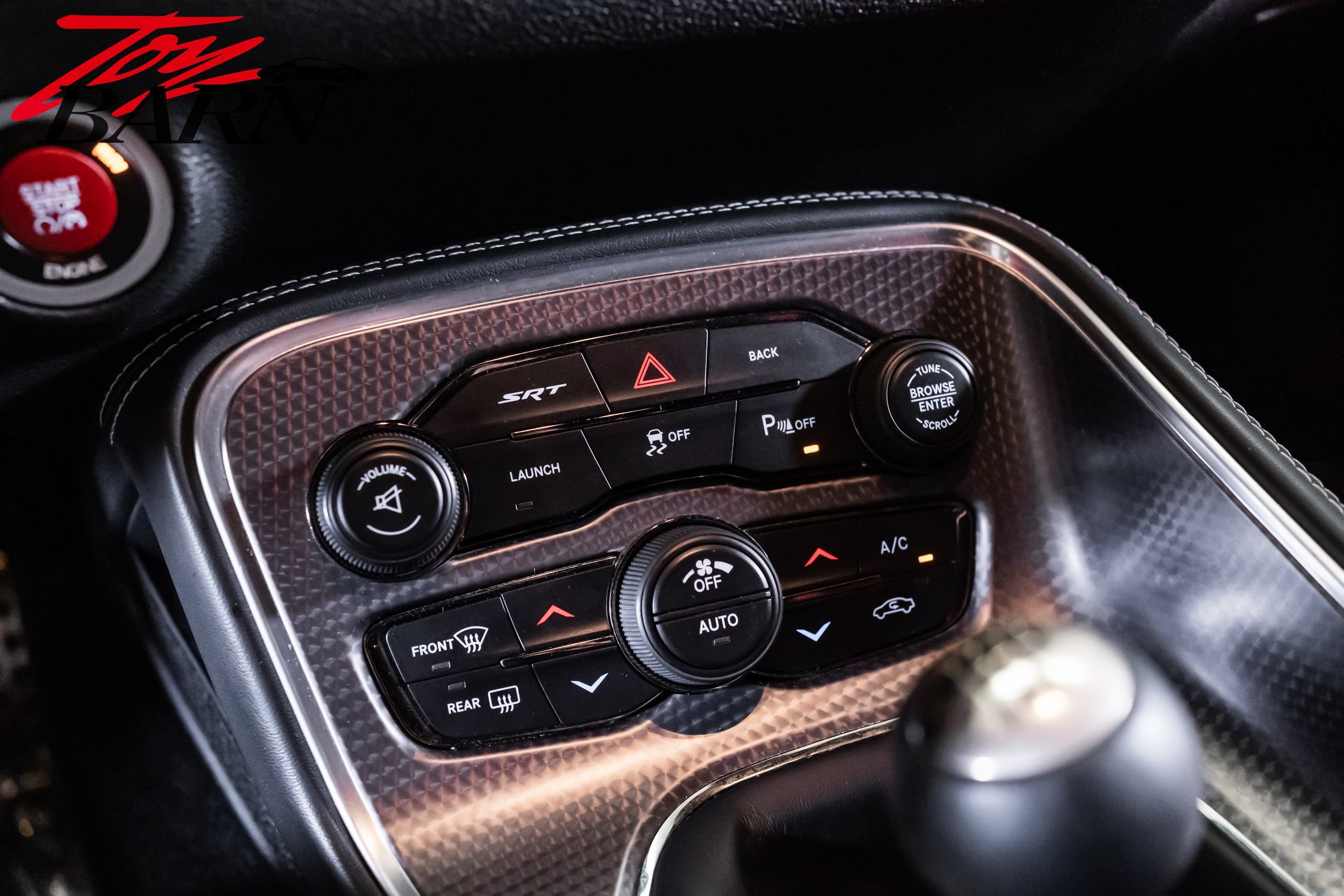 Used 2015 Dodge Challenger SRT Hellcat RWD image 35