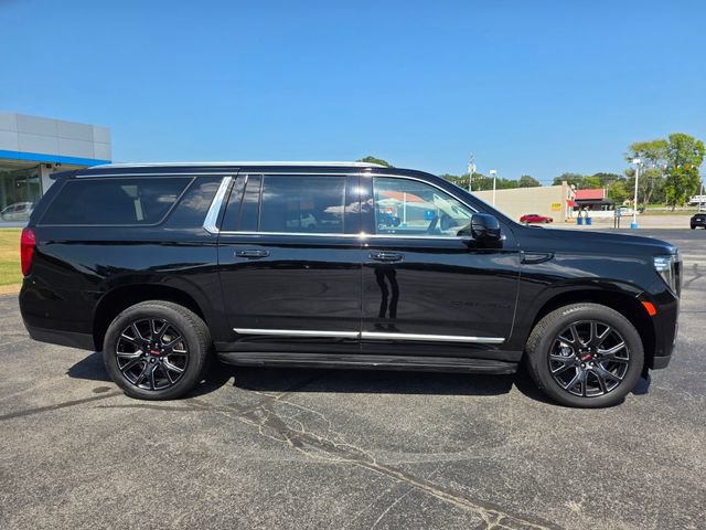 Used 2024 GMC Yukon XL Denali w/ Advanced Technology Package AWD/4WD image 15