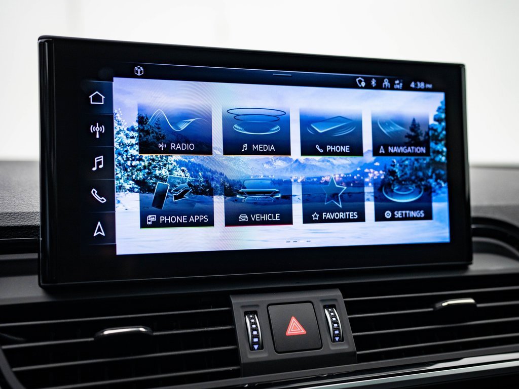 Certified 2025 Audi Q5 2.0T Premium w/ Convenience Plus Package image 31