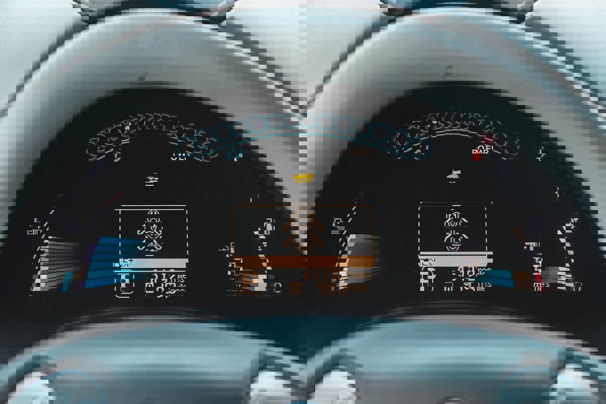 Used 2011 Nissan Leaf SL image 14