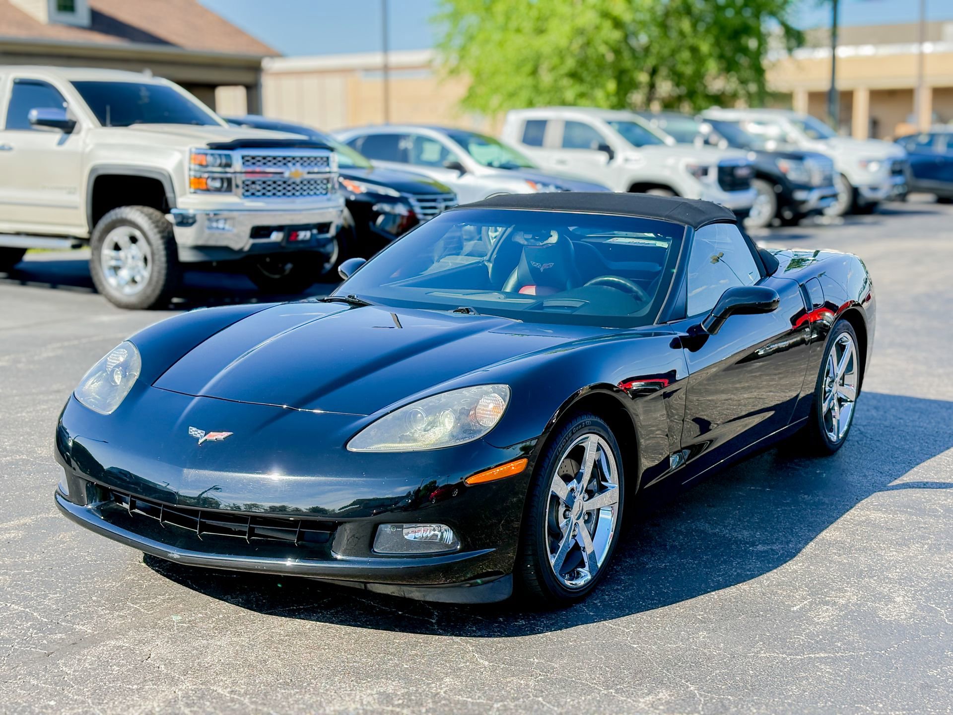 Used 2010 Chevrolet Corvette Convertible w/ Preferred Equipment Group RWD image 7